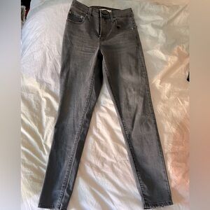 Levi's Gray Skinny Jeans Modern Fit NEVER WORN 721 high rise skinny